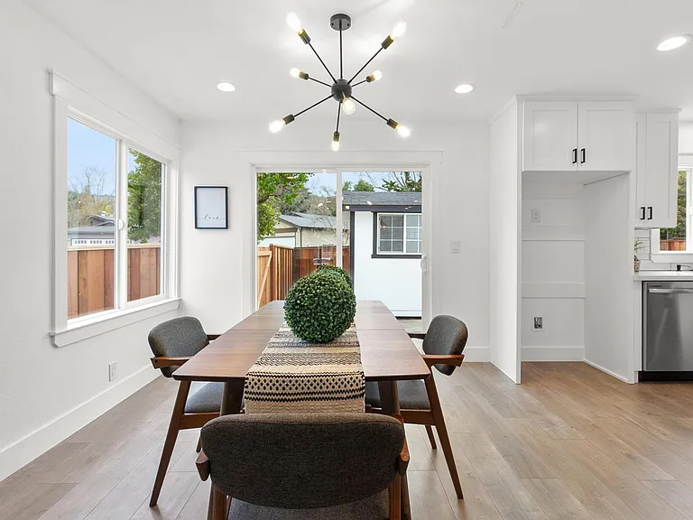 6779 Endmoor Dr — Photo 11