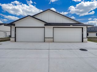816 S Jay St, Valley Center, KS 67147
