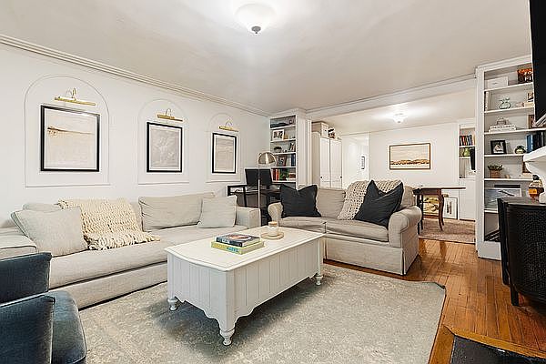 1st image of 78 W 12th St