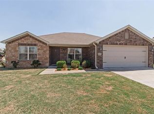 5301 SW Carlisle St, Bentonville, AR 72712