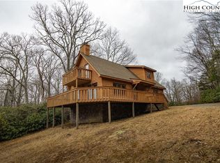 8280 Hemlock Ridge Rd, Blowing Rock, NC 28605