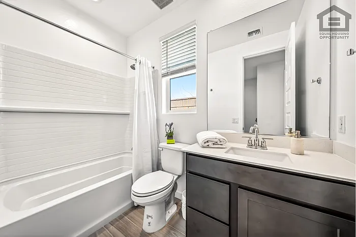 9828 W Mulberry Dr — Photo 10