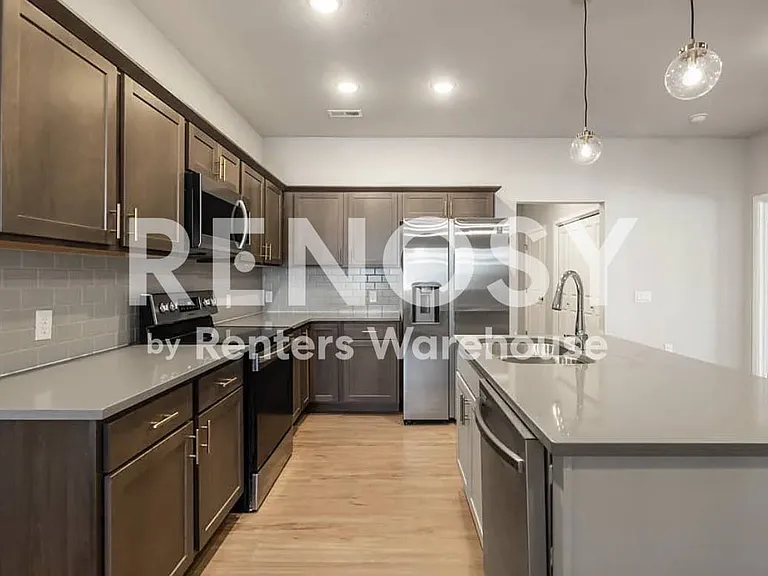 3656 NE Marissa Ln — Photo 6