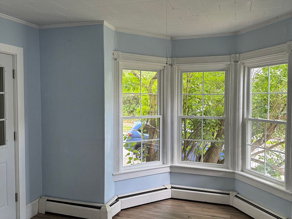1st image of 22 Eldridge St #5