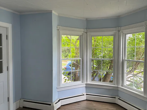22 Eldridge St #5, Lebanon, NH 03766