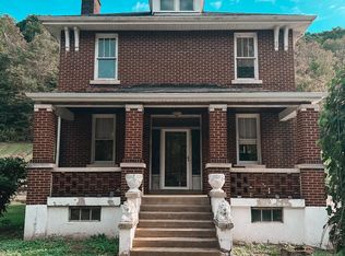 247 Middle Creek Rd, Triadelphia, WV 26059