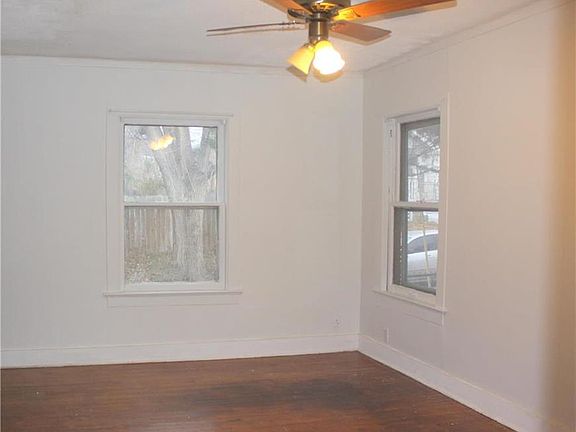 5th image of 4401 Cambridge St
