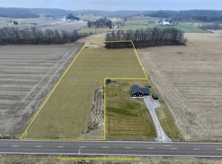 Dolphin St SW, Strasburg, OH 44680