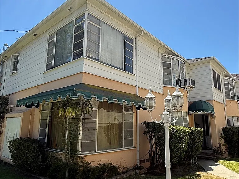 4909 Coldwater Canyon Ave #6 — Photo 13