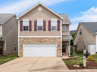72 Chowan Dr, Fletcher, NC 28732