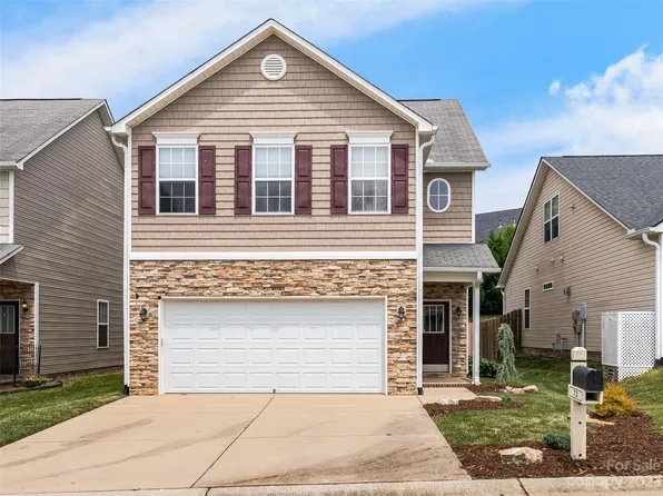 72 Chowan Dr, Fletcher, NC 28732