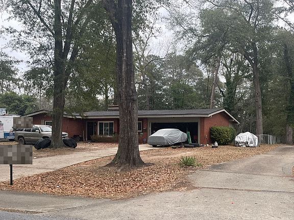 2nd image of 744 Dogwood Dr