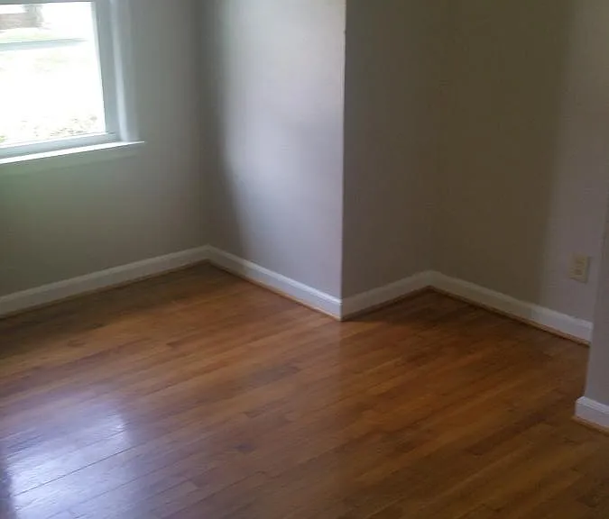 2320 Keller Ave — Photo 6