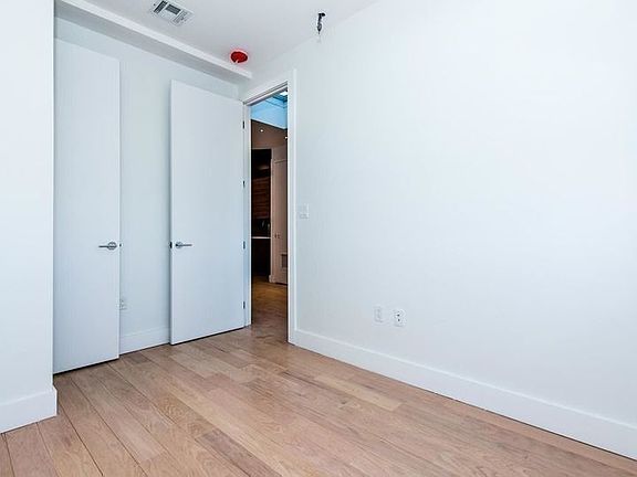 5th image of 1319 Bedford Ave APT 5