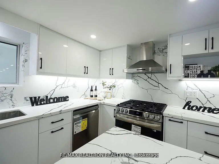 77 Hatherley Rd — Photo 12