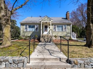 149 Horn Pond Brook Rd, Winchester, MA 01890