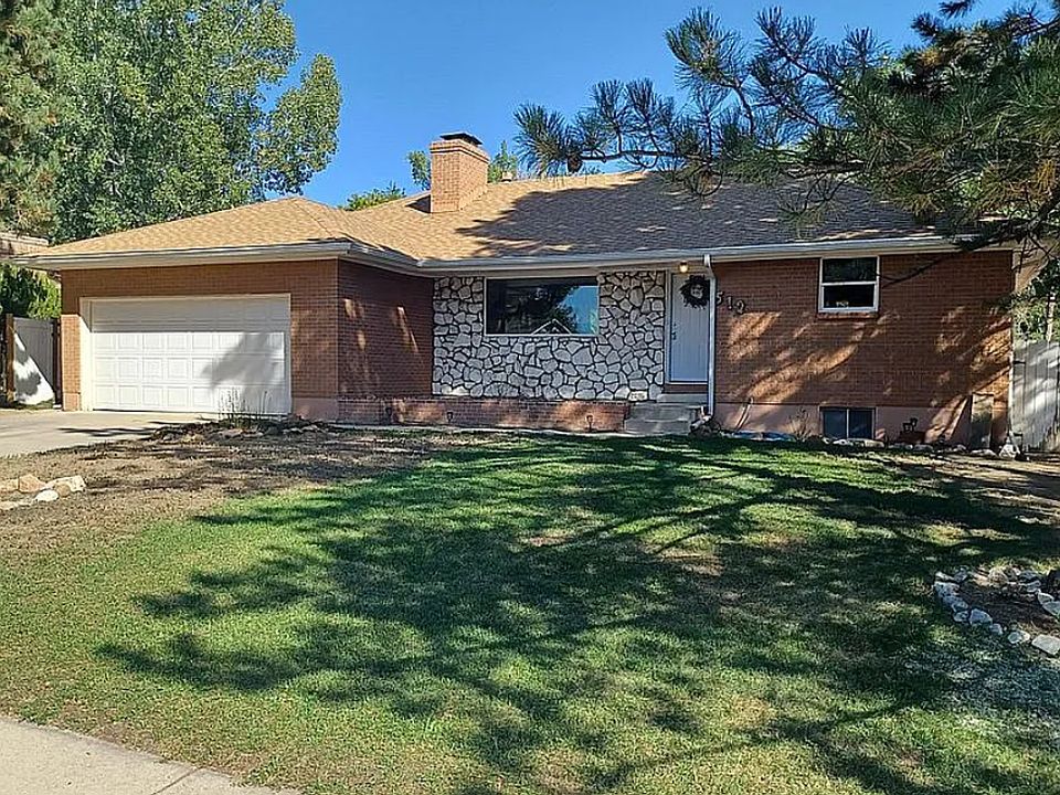 1st image of 512 Alpine St