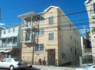 17 Norfolk St, Newark, NJ 07103