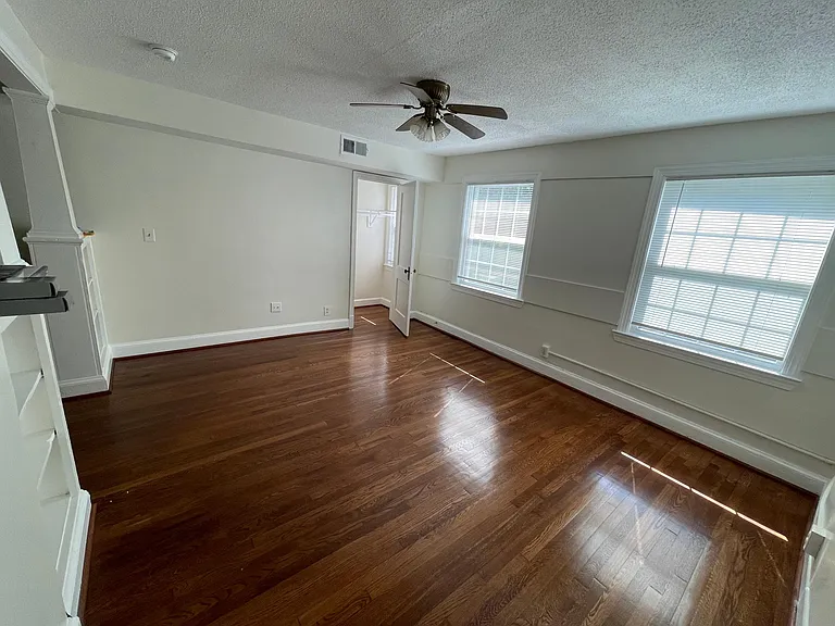 4630 New Hampshire Ave NW #1 — Photo 4