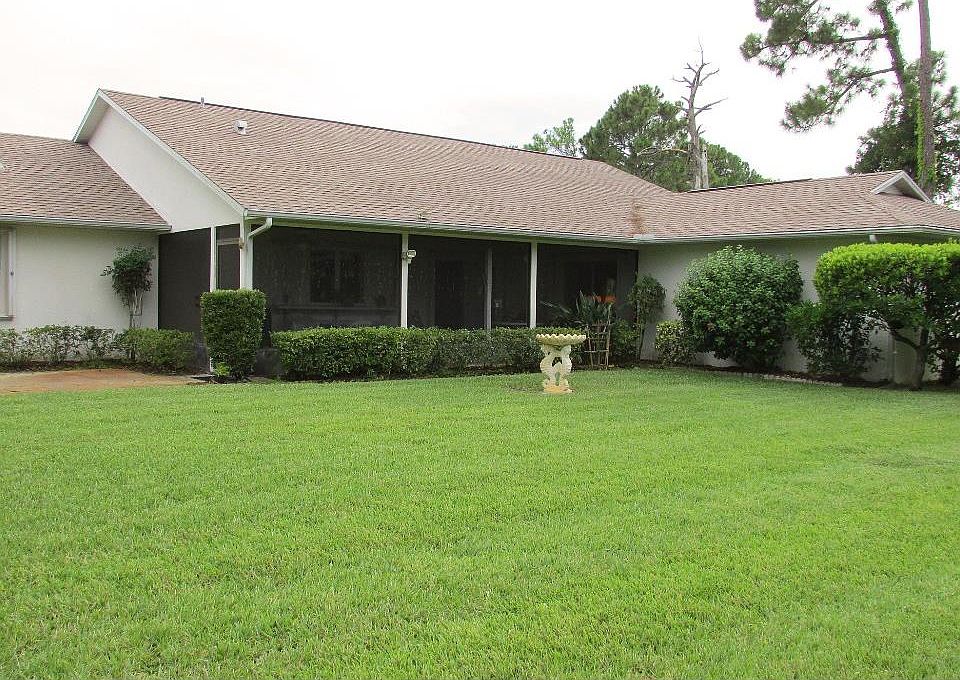 2nd image of 210 Del Monte Rd