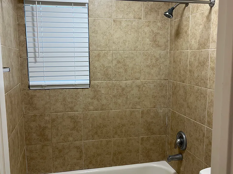 703 Lloyd St #2 — Photo 13