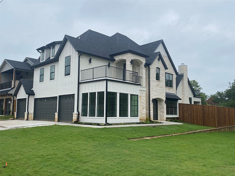 1st image of 2408 Lakeshore Dr