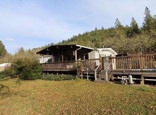 393 Grays Creek Rd, GRANTS PASS, OR 97527
