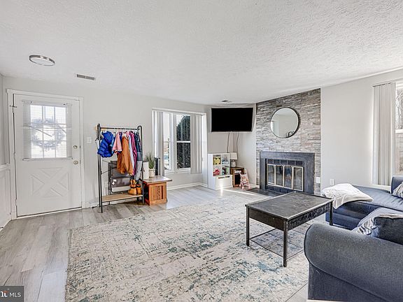 4th image of 4717 Hersand Ct
