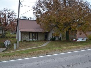 3201 Country Club Dr, Jefferson City, MO 65109