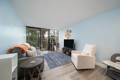 1600 Wilikina Dr Photo 1