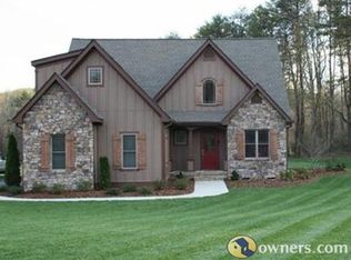 89 Meadow Run Dr, Fletcher, NC 28732