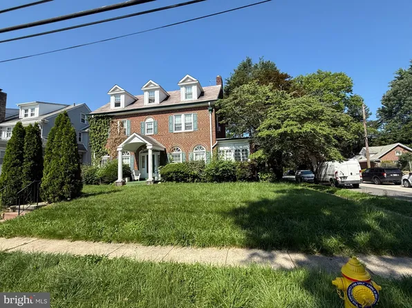 176 E Parkway Ave, Chester, PA 19013