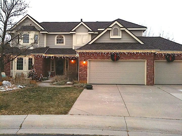1481 W. Dry Creek Way, Littleton, CO 80120 at Christmas time