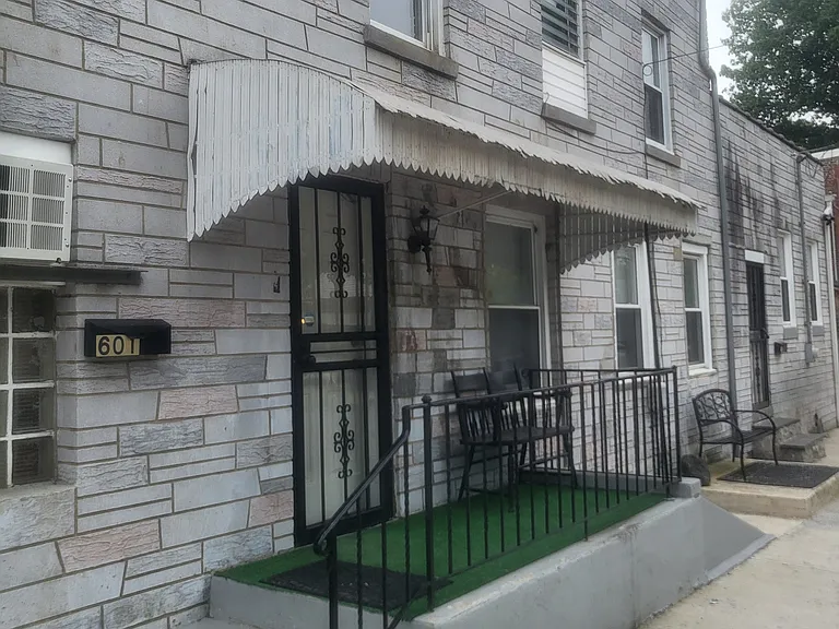 601 Lamberton St — Photo 1