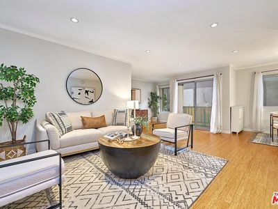 525 N Sycamore Ave APT 211, Los Angeles, CA, 90036