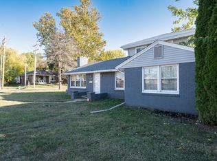 1844 Court St, Pekin, IL 61554