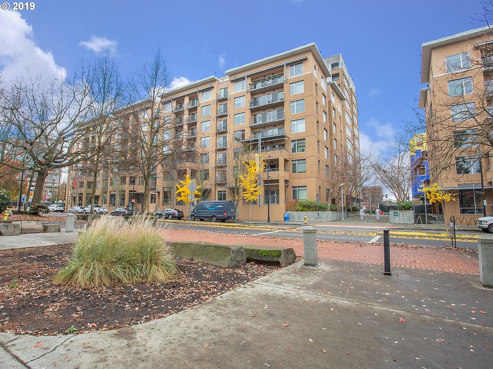 1st image of 701 Columbia St 601 #601