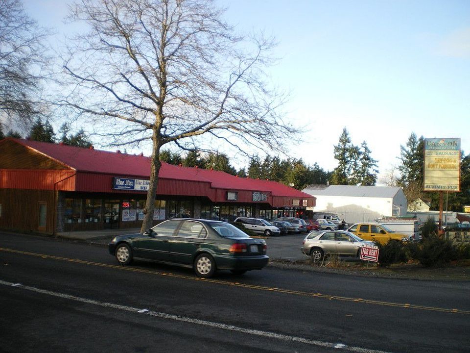 2nd image of 9512 Canyon Rd E