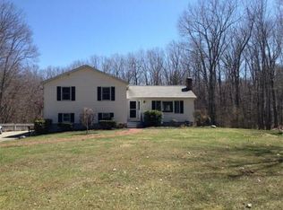 360 Sunrise Ave, Barre, MA 01005