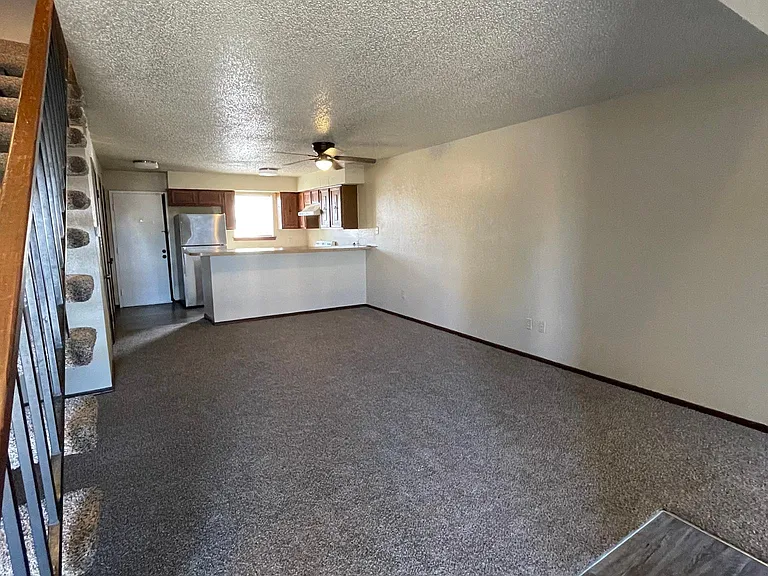 7634 S Youngs Blvd — Photo 2