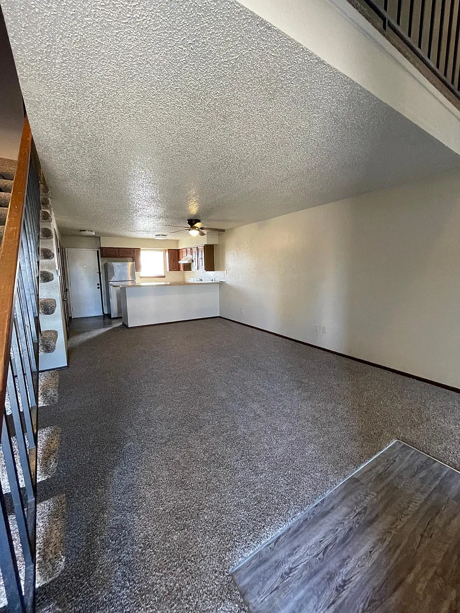 Building Photo - 7634 S Youngs Blvd