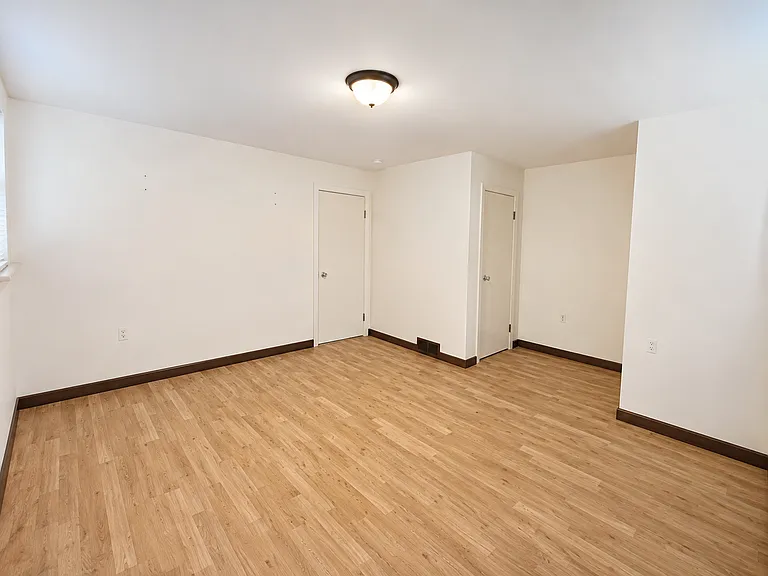 1445 Hulton Rd — Photo 9