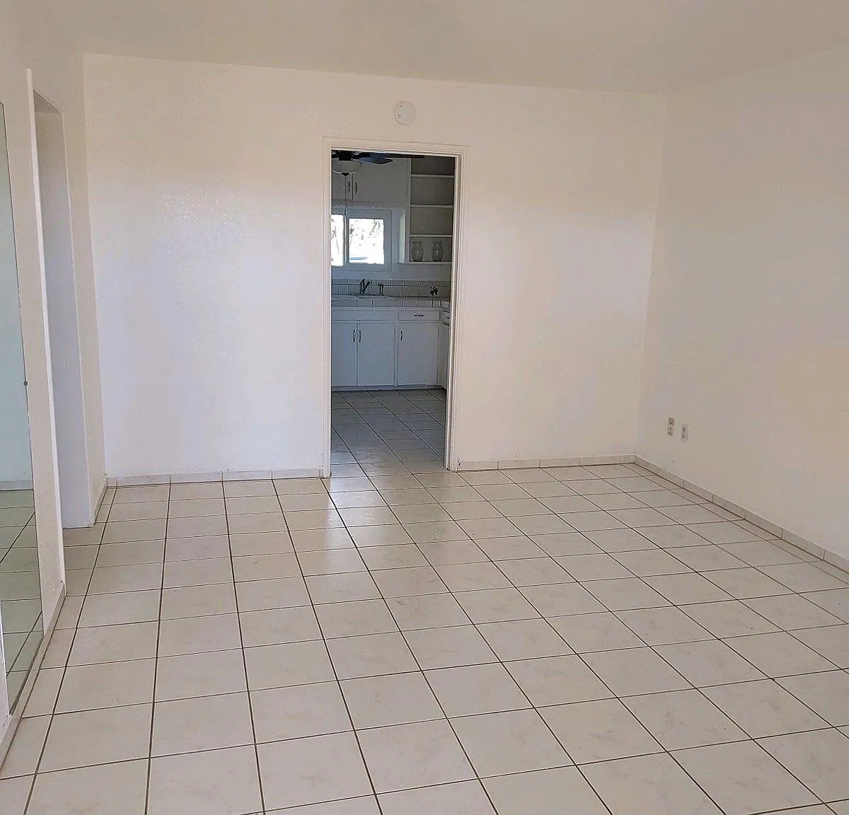 2 bed, $1,400 — Photo 4