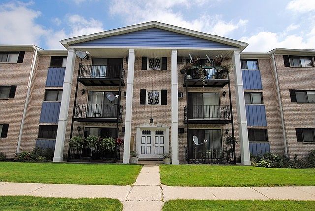 1st image of 8513 W Catherine Ave Unit 185