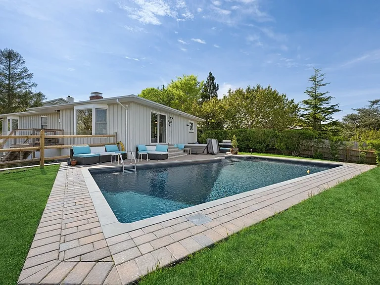 S Delrey Rd — Photo 2