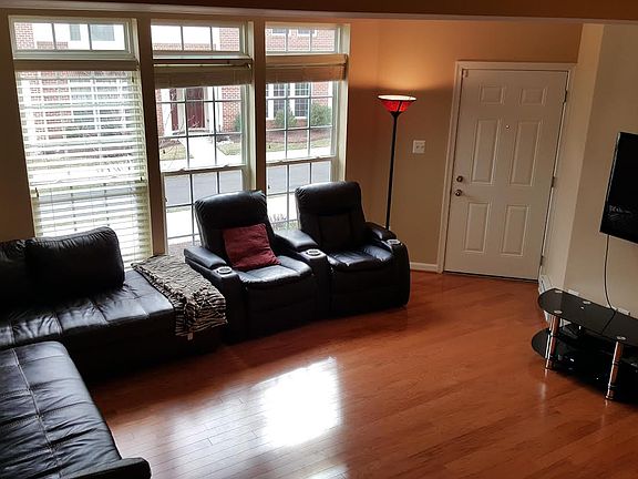 4th image of 7316 Brunson Cir #2J