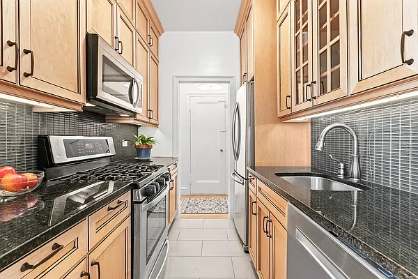 Sold by Compass | media 10