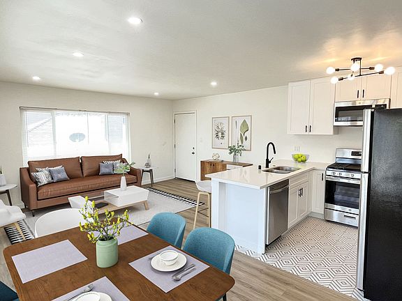 3rd image of 237 N Catalina St APT 6