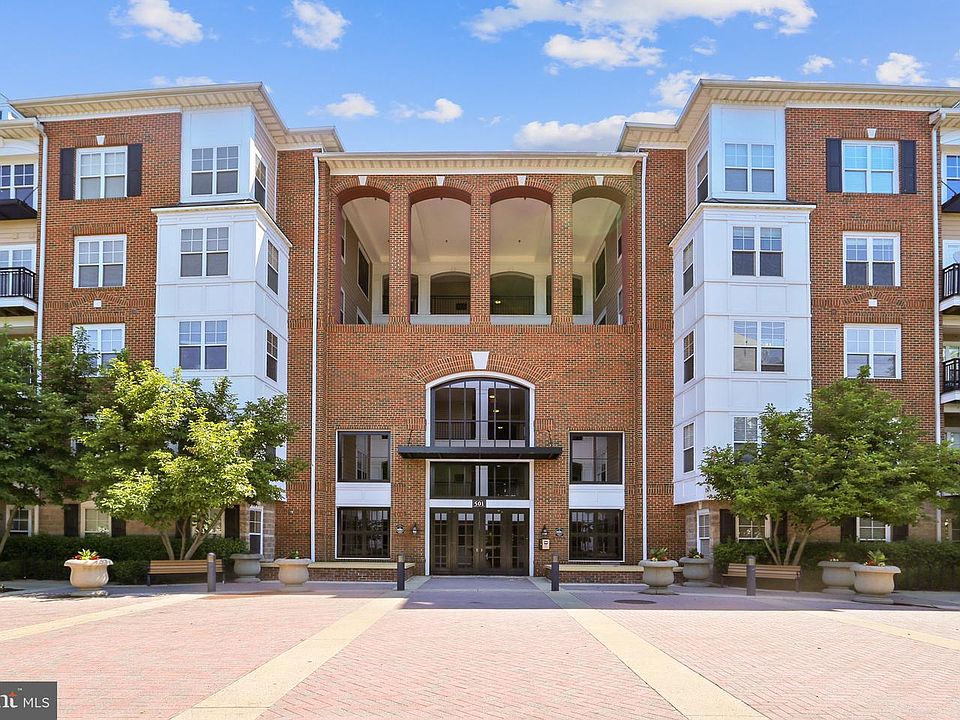1st image of 501 Hungerford Dr APT 454