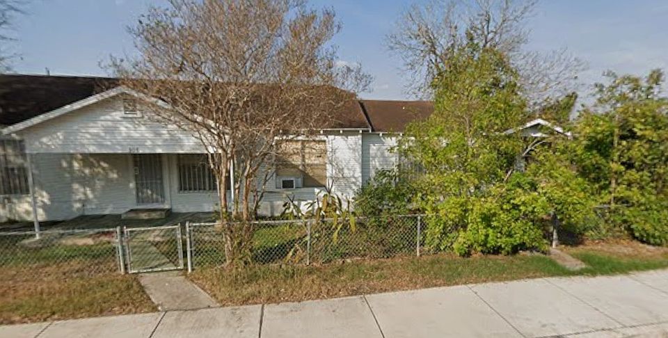 1st image of 100 N Iowa Ave